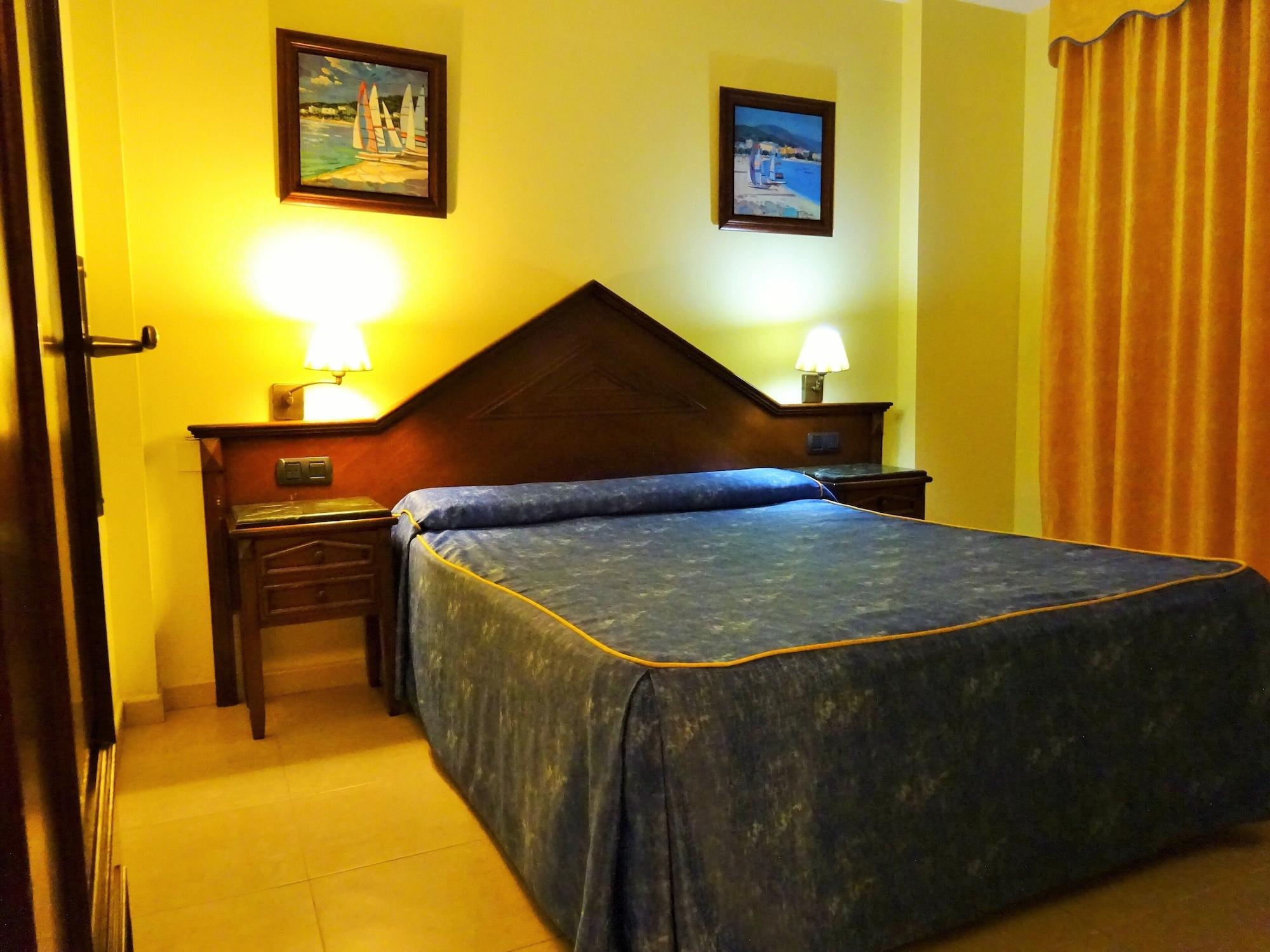 בנאלמדנה Hotel Vistamar מראה חיצוני תמונה