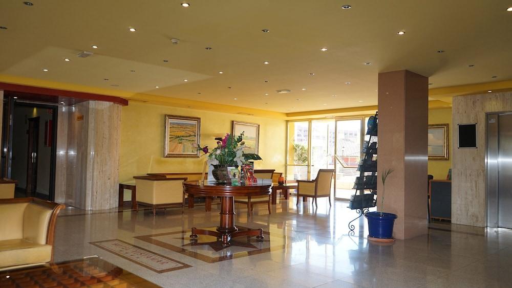 בנאלמדנה Hotel Vistamar מראה חיצוני תמונה