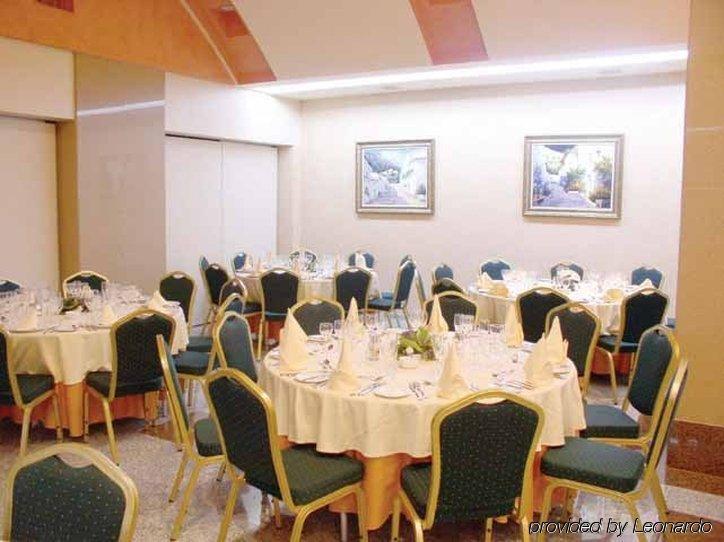 בנאלמדנה Hotel Vistamar מסעדה תמונה