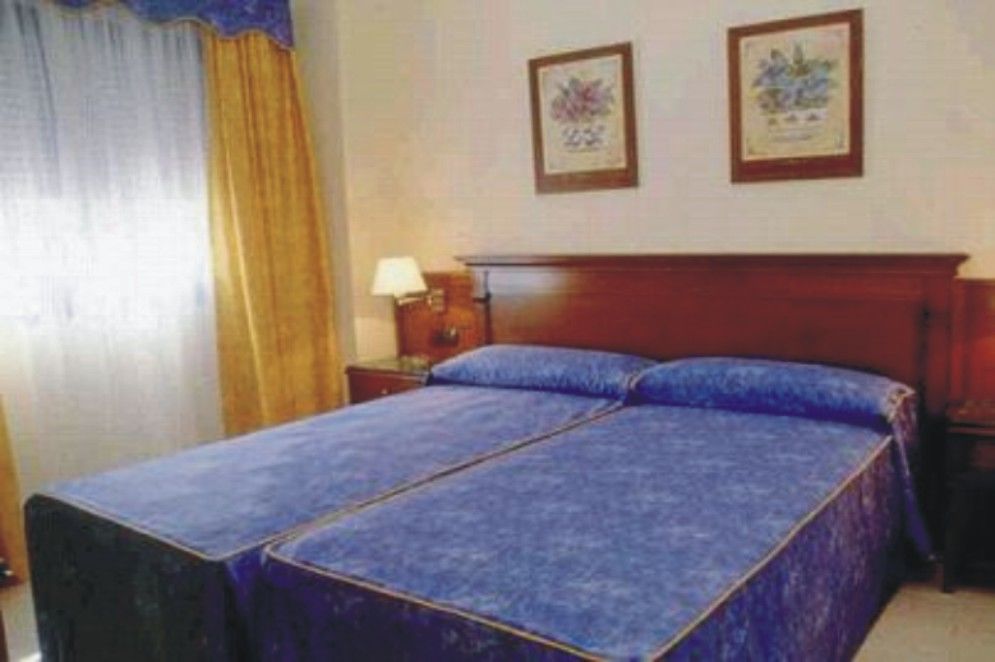 בנאלמדנה Hotel Vistamar חדר תמונה