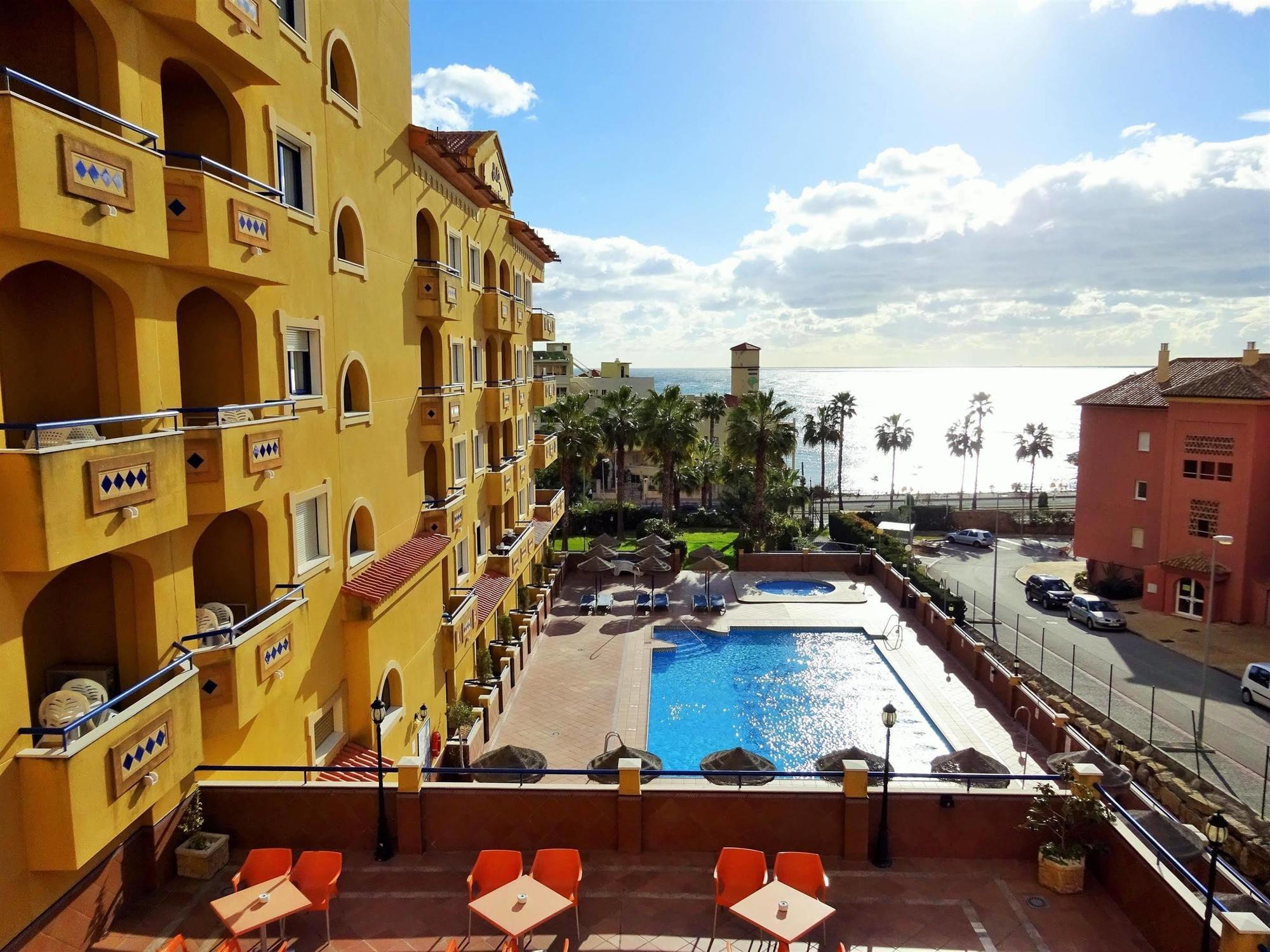 בנאלמדנה Hotel Vistamar מראה חיצוני תמונה