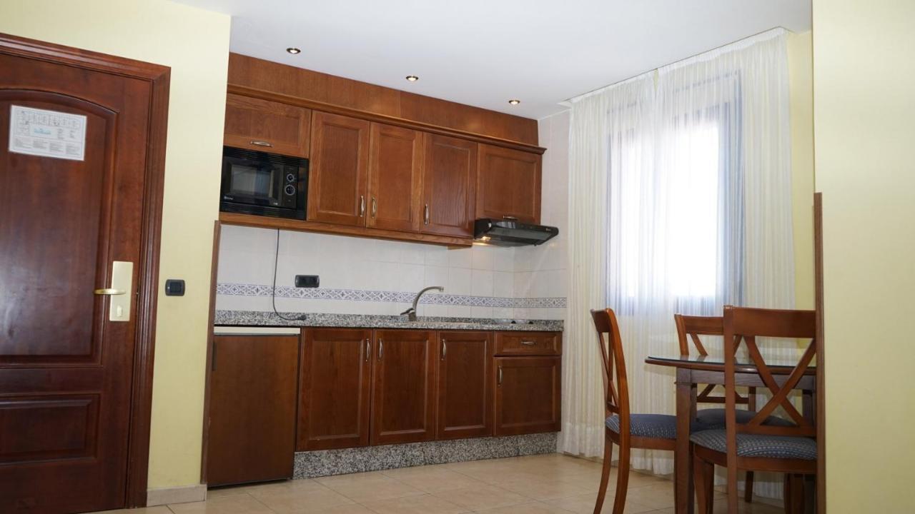 בנאלמדנה Hotel Vistamar מראה חיצוני תמונה